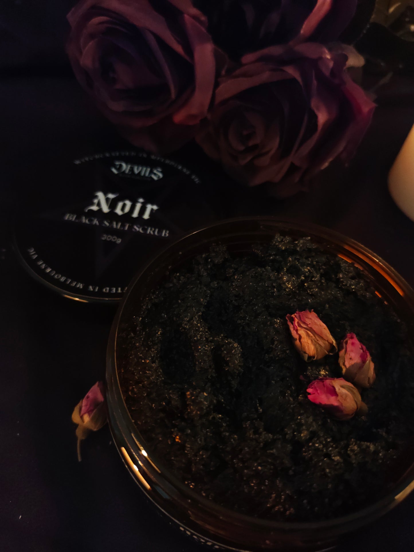 Noir Black Salt Scrub image 0